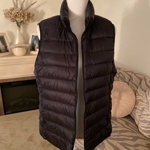 Uniqlo Women Ultra Light Down Vest